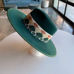 Olive & Pique Merino Wool wide brim fedora hat